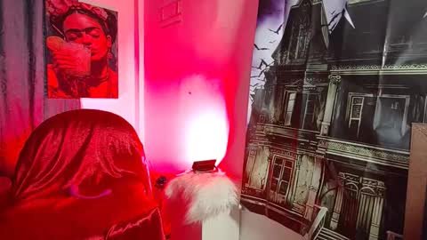 Megan online show from 11, 10, 2025