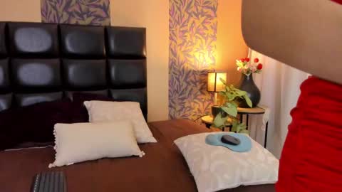 emily online show from 13, 2, 2025