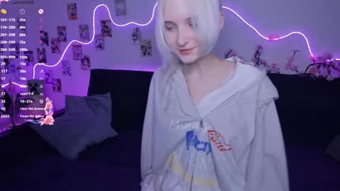 Snapshot of megan_chan chatting on 16, 11, 2025 Megan and Anna online show from 16, 11, 2025