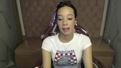 megan_collins_b online show from 24, 9, 2025