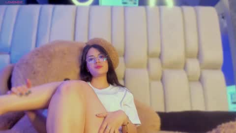 Megan  online show from 21, 3, 2026