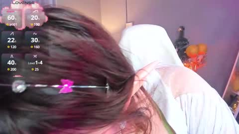 Megan Nelson online show from 10, 1, 2025