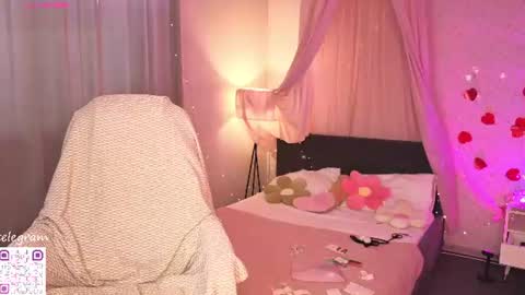 Megan Nelson online show from 26, 7, 2026