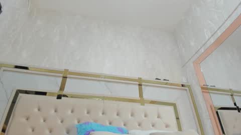 megan online show from 15, 9, 2025