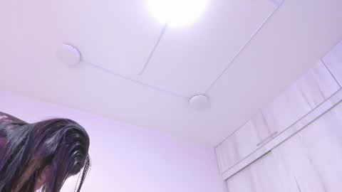 megan online show from 25, 7, 2026