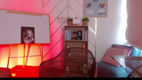 Snapshot of megan_saint chatting on 5, 3, 2026 megan_saint online show from 5, 3, 2026