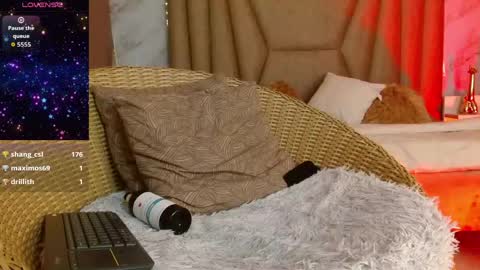 megan_saint online show from 29, 4, 2026