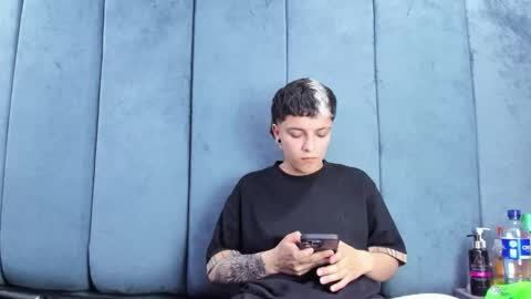 megan_thompsonn_ online show from 6, 5, 2026