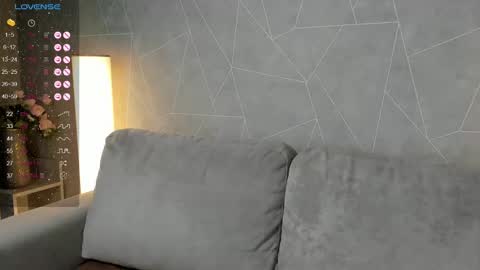 Megan Mon Fri  1600-2200pm Tue Wen Sat 0900-1600pm online show from 10, 2, 2025