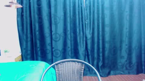 M E G A N   online show from 17, 2, 2025