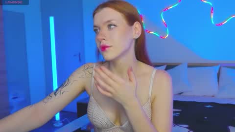 megancat333 online show from 4, 12, 2025