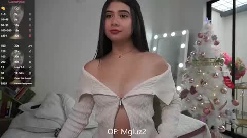 Luz -----OF mgluz2--- Next stream 1122024 1400Colombian time online show from 19, 12, 2025