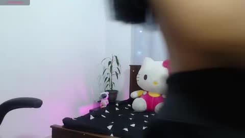 Snapshot of meganfox2244397 chatting on 5, 3, 2025 meganfox online show from 5, 3, 2025