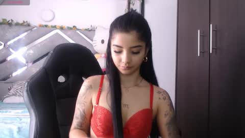 Snapshot of meganfox2244397 chatting on 15, 9, 2025 meganfox online show from 15, 9, 2025