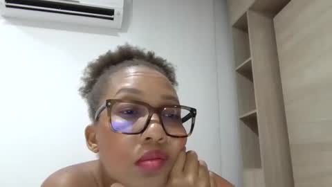 megan        online show from 26, 6, 2026