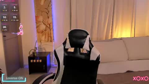 Snapshot of meganlake chatting on 24, 6, 2026 megan lake online show from 24, 6, 2026