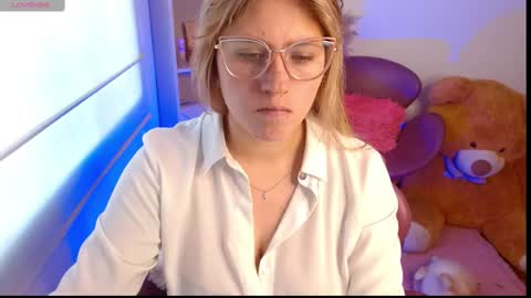 MEGAN online show from 10, 2, 2025