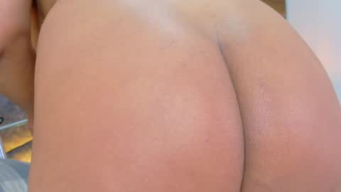 Snapshot of meganlovee__ chatting on 23, 6, 2026 MEGAN online show from 23, 6, 2026