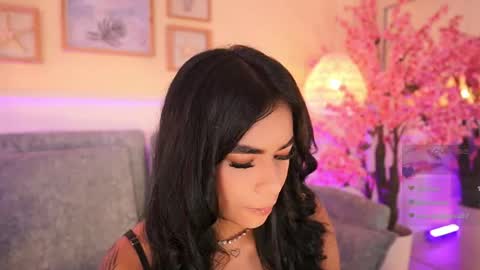 Megan Lowell online show from 1, 5, 2026
