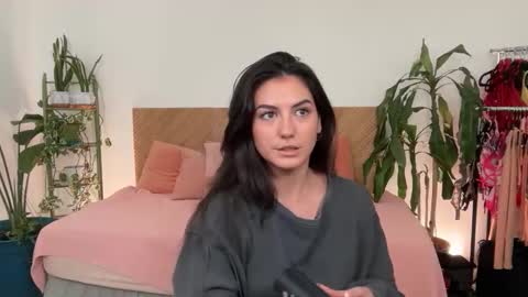 Megan Mistakes online show from 21, 12, 2025