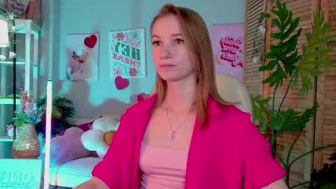 megan online show from 25, 7, 2026