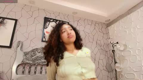 Snapshot of meganrousx chatting on 5, 3, 2026 Megan online show from 5, 3, 2026