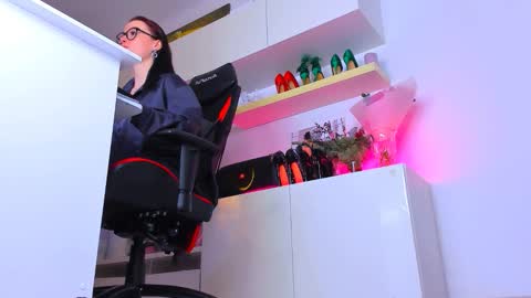 Megan online show from 6, 1, 2026