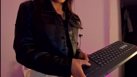 Megan online show from 17, 9, 2025