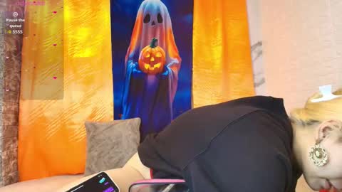 megganfoxy online show from 20, 10, 2025