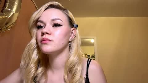 Mia online show from 23, 5, 2026
