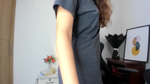 Snapshot of meghan_falcon chatting on 3, 11, 2025 Meghan  online show from 3, 11, 2025