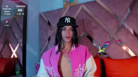 meghanqueen__ online show from 17, 2, 2026