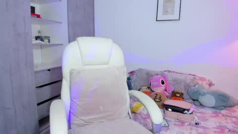 Ann online show from 23, 4, 2026