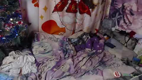 Yuta and Meidi online show from 3, 1, 2025