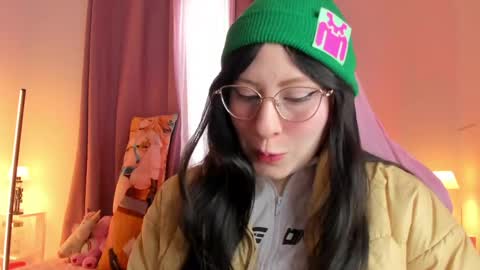 Snapshot of meikitty chatting on 29, 10, 2025 Mei  online show from 29, 10, 2025