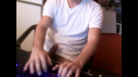 meks5544 online show from 13, 12, 2024