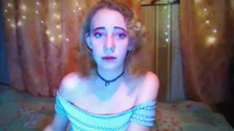 Snapshot of mel_mellie chatting on 8, 12, 2024 Mel Mellie online show from 8, 12, 2024