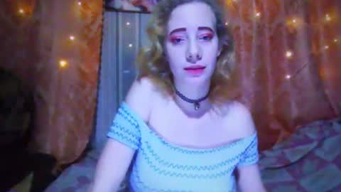 Snapshot of mel_mellie chatting on 5, 1, 2025 Mel Mellie online show from 5, 1, 2025