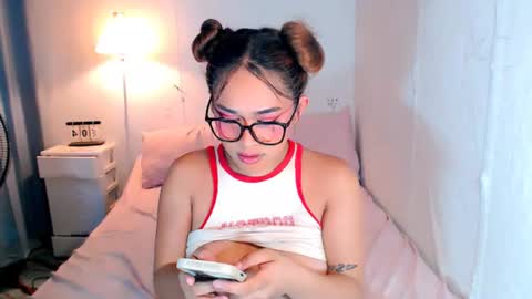 mel_rai14 online show from 7, 7, 2026