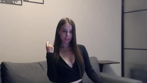 meladams online show from 25, 9, 2025