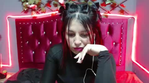 Snapshot of melani_cute01 chatting on 25, 1, 2025 melani_cute01 online show from 25, 1, 2025