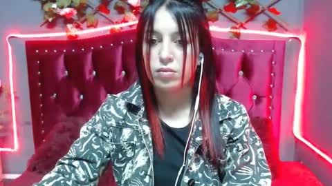 Snapshot of melani_cute01 chatting on 8, 2, 2025 melani_cute01 online show from 8, 2, 2025