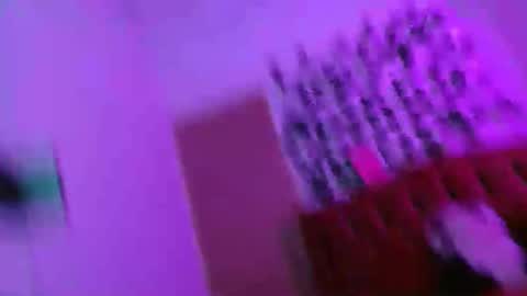 Snapshot of melani_cute01 chatting on 5, 10, 2025 melani_cute01 online show from 5, 10, 2025