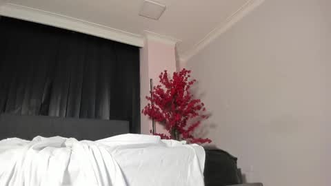 melani greyy online show from 7, 3, 2025