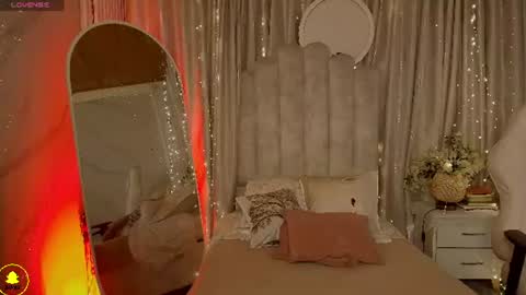 Melani sunny online show from 21, 6, 2026