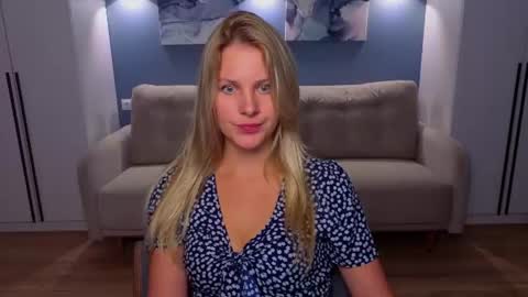 Snapshot of melaniebennett chatting on 16, 7, 2026 Melanie Bennett online show from 16, 7, 2026