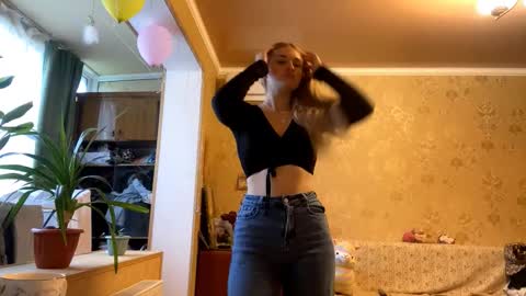 Marry online show from 3, 12, 2025