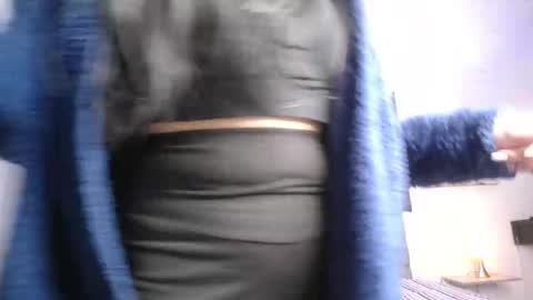 melanny_petite online show from 5, 5, 2026