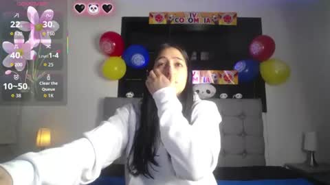 melanny_petite online show from 24, 6, 2026