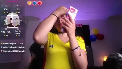 melanny_petite online show from 3, 7, 2026